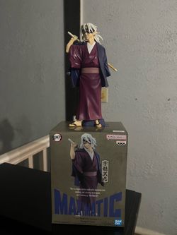 Demon slayer Tengen figure