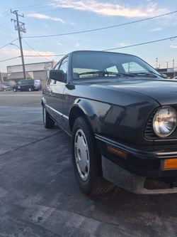1991 BMW 318i