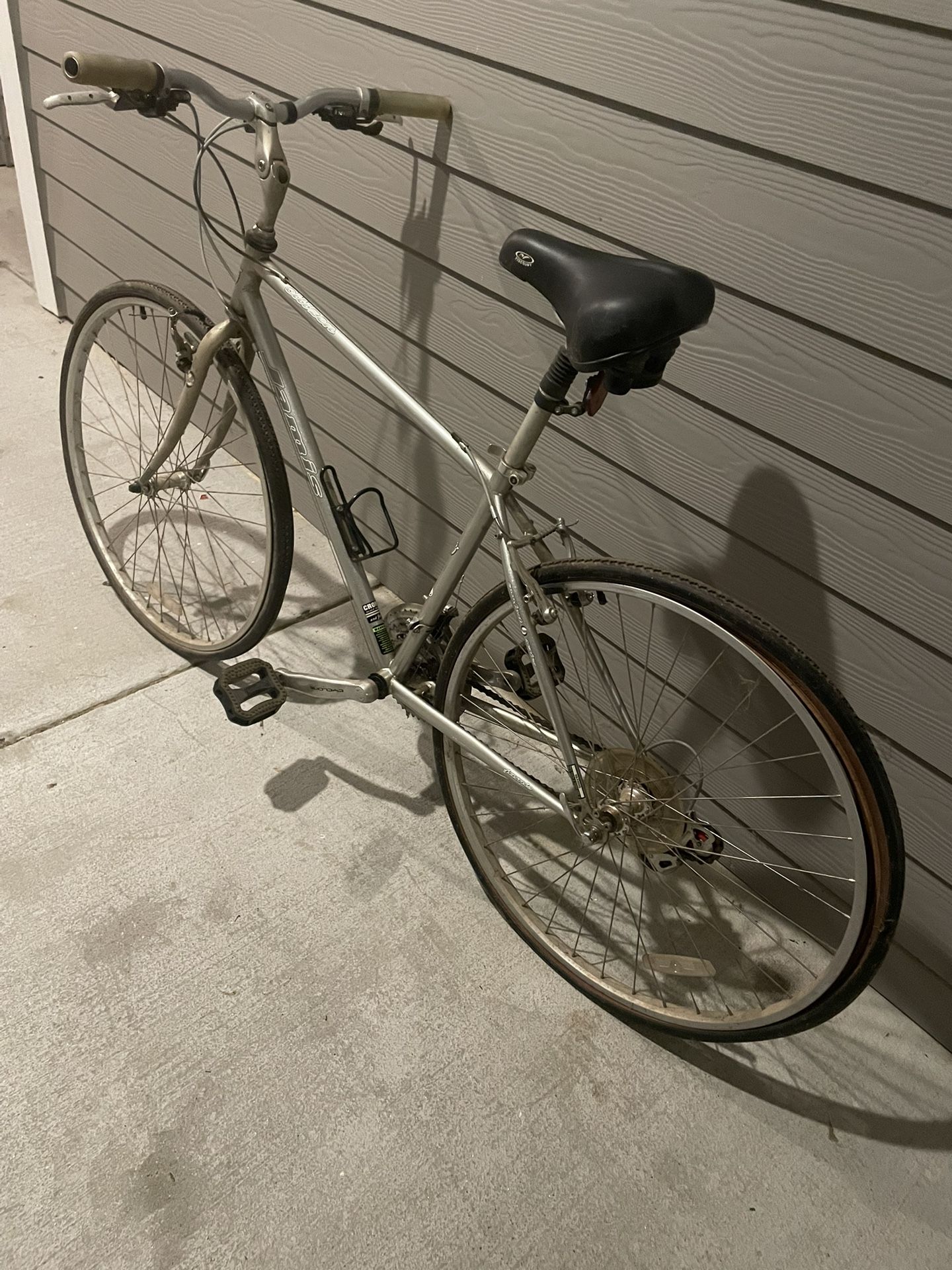 Jamis Citizen Comfort Hybrid Bike