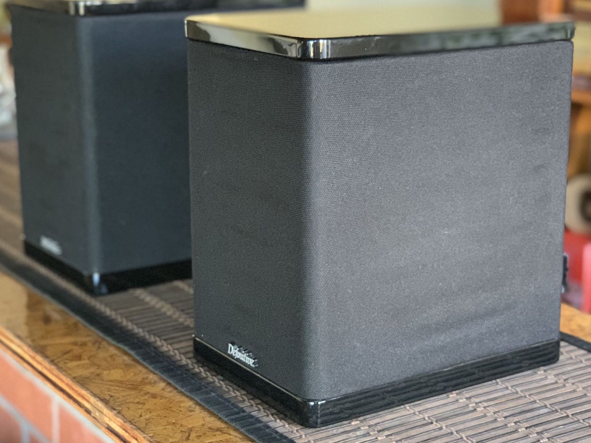Definitive Technology Studio Monitor 350 with Powered Subwoofer