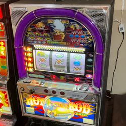 Hot Rod Queen Slot Machine Rare