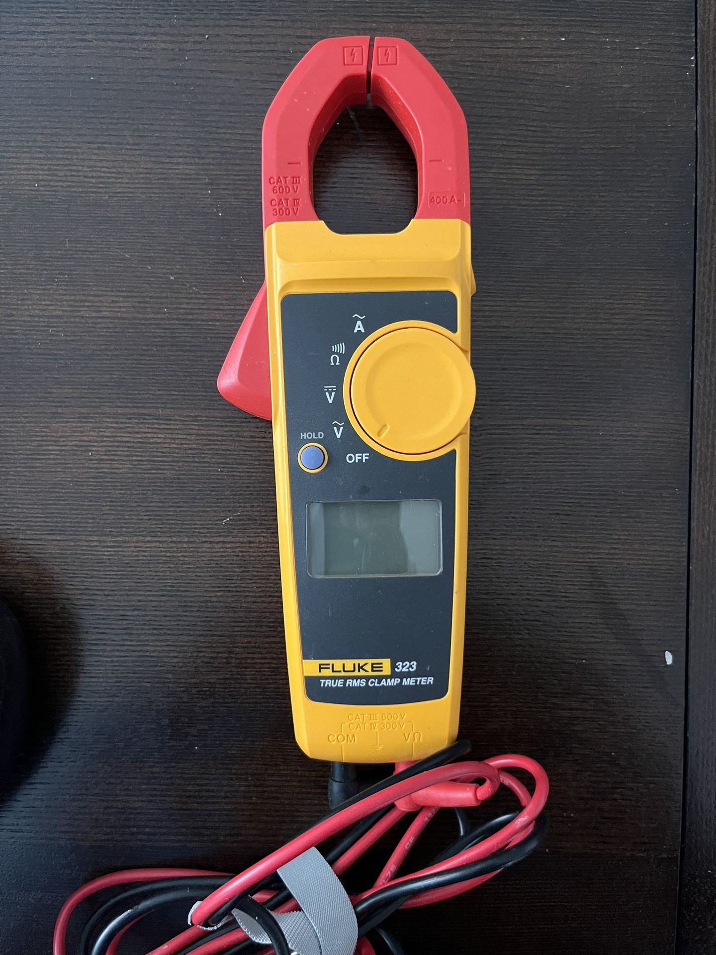 Fluke 323 True RMS Clamp meter