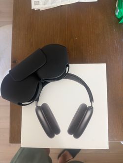 Apple AirPods Max Headphones with Case