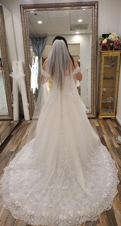 Wedding dress Size 12-14