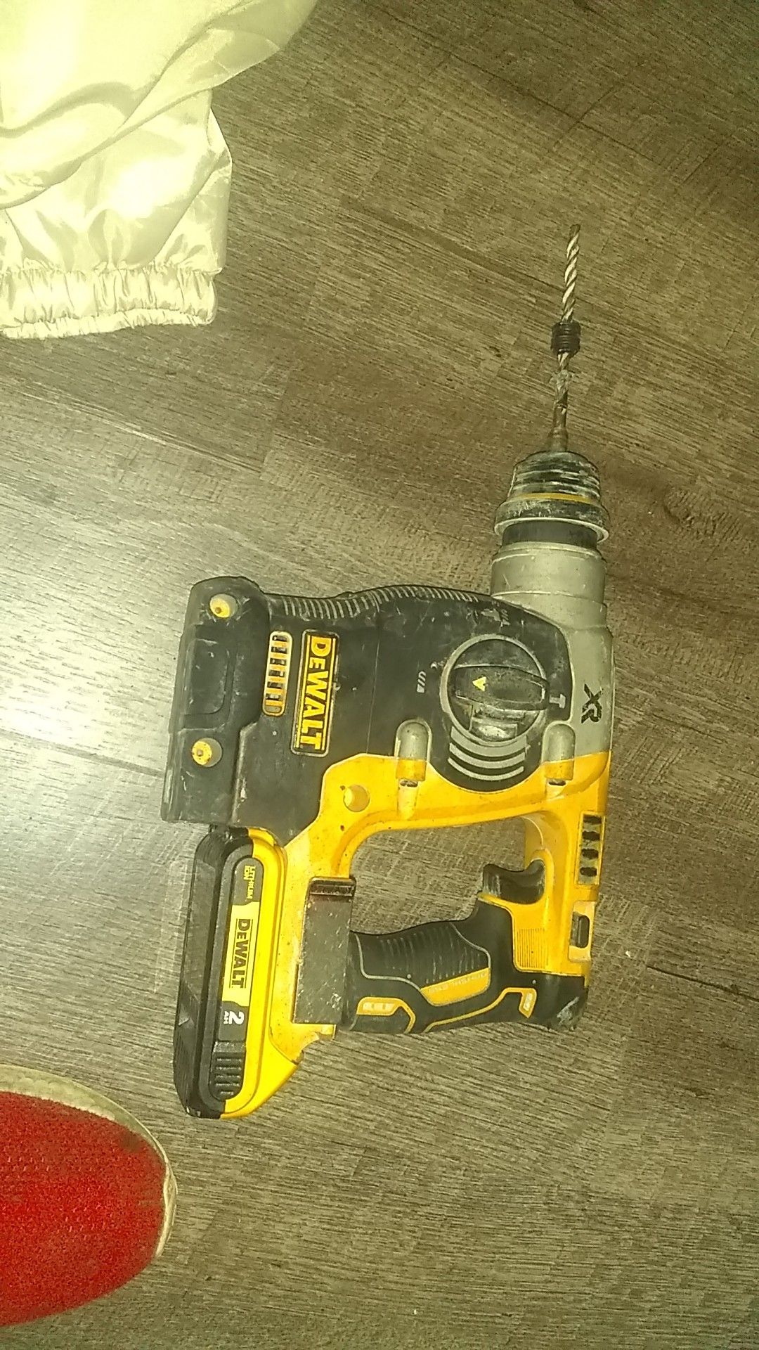 DeWalt 20v max rotary hamer drill