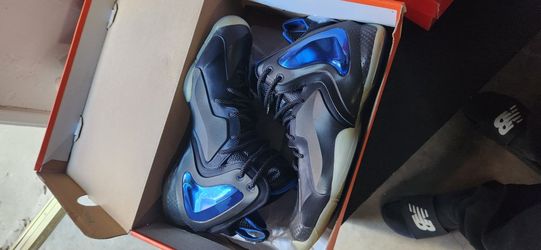 Nike "Lil Penny" Hardaway Shoes. 8.5