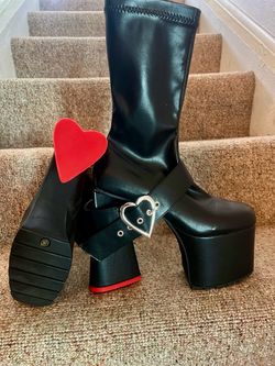 Platform Ankle Boots in Black fitted faux leather.