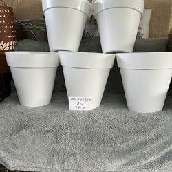 Beautiful Plastic Flower Pots