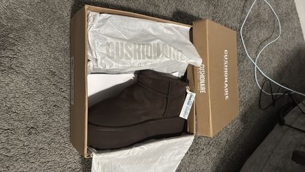 Cushionaire Hippy chocolate platform ankle boots size 7.5
