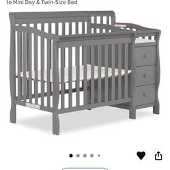 Convertible Crib To Twin Bed& Changing Table