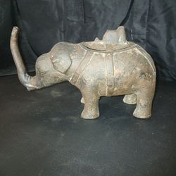 Antique Çast Iron Elephant Coin Bank 