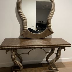 Entry Table And Mirror
