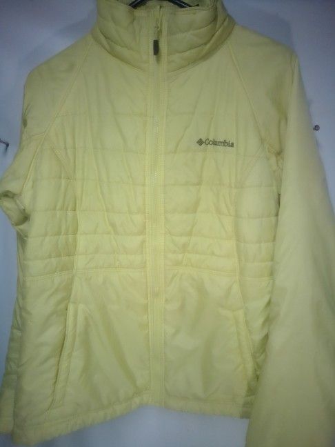 Womans Columbia Coat Size Large