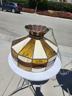 Stained glass hanging lamp