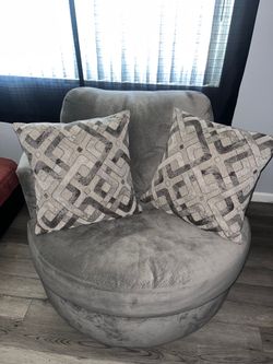 swivel chair