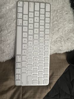 Apple Magic Keyboard - US English ​​​​​​​, Bluetooth