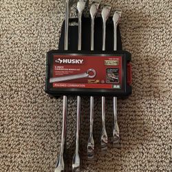 Husky 5 Piece combination Wrench Set