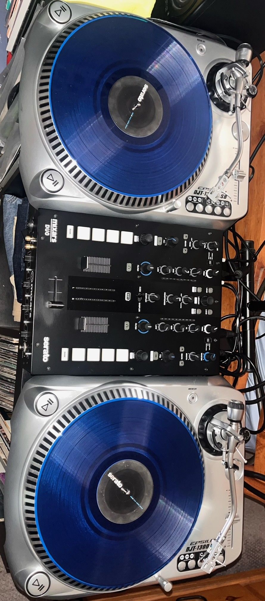 Serato DJ Setup Turntables And Mixer