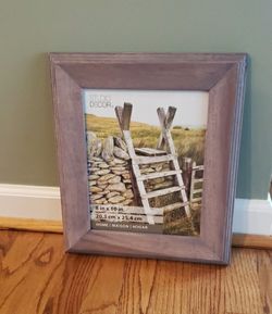 NWT Studio Decor Rustic Greige Picture Wall Frame - Holds 8x10