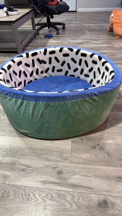 baby ball pit