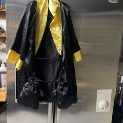 Boxing Robe And Pair Of Gloves Attached Size 5-6 Kids