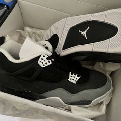 Jordan Retro 4 Fear 