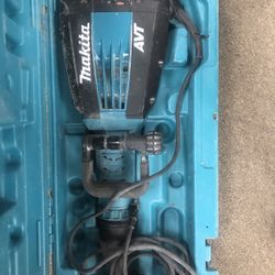 MAKITA JACK HAMMER  @$700 OBO