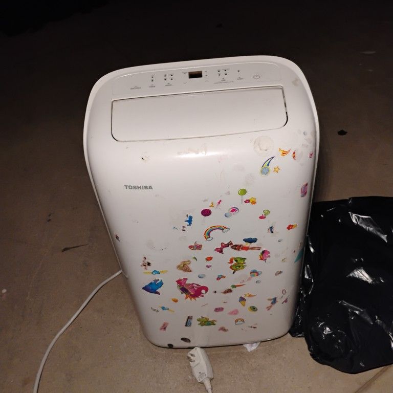 Toshiba 8000 BTU Portable Air Conditioner 115volt