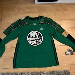 Adidas St Patrick’s Day Green Hockey Blank Jersey Plaid NY Islanders Size 52