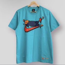 NIKE BASKETBALL TEE