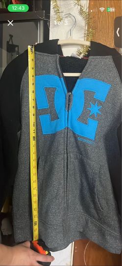 DC Shoes gray black zip up