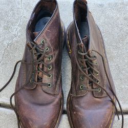 Dr. Marten's Vintage Brown Crazy Horse 101 Men's Short 6 Eyelet Boot
