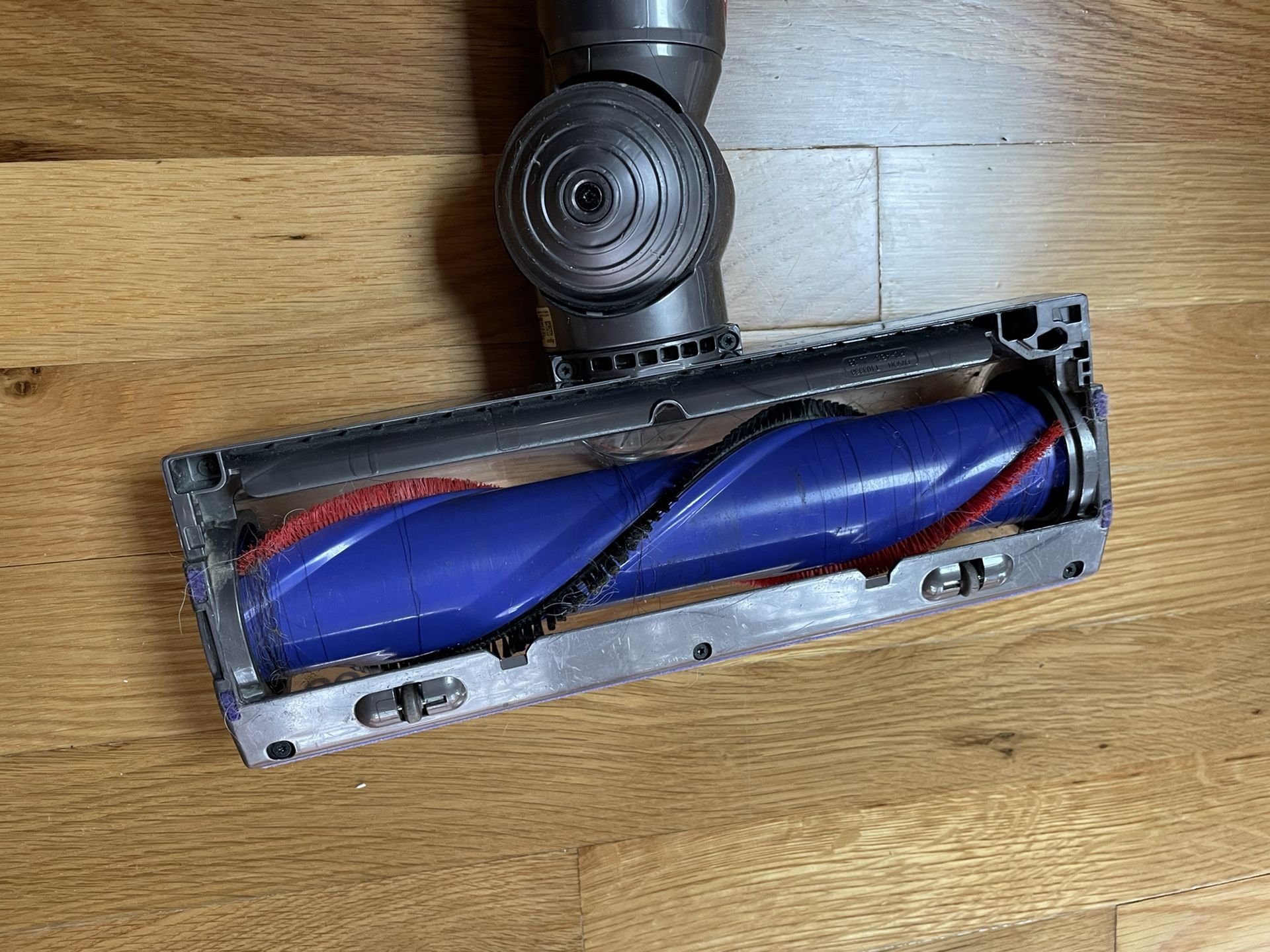 Dyson Vacuum V7 Cordless