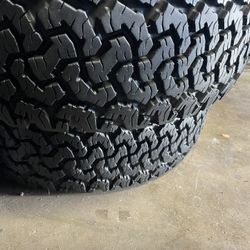 33x12.5 R15