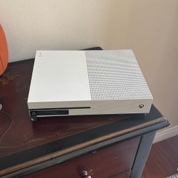 Xbox One S