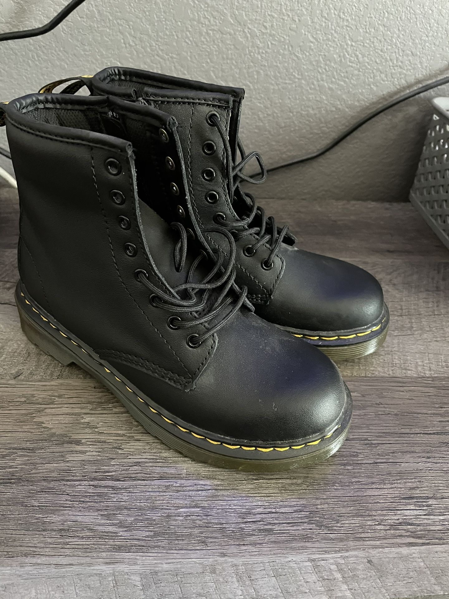 Doc Martins 2W