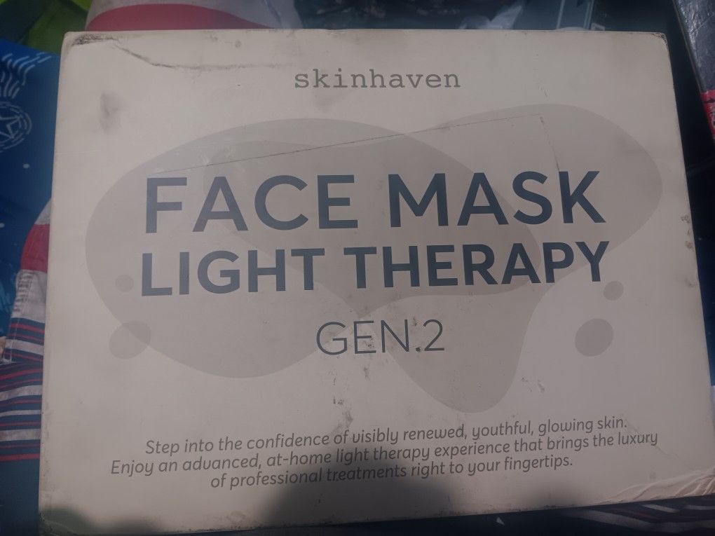 Face Mask Light Therapy