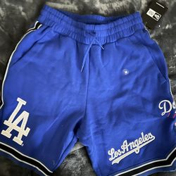 New Era Dodgers Shorts 