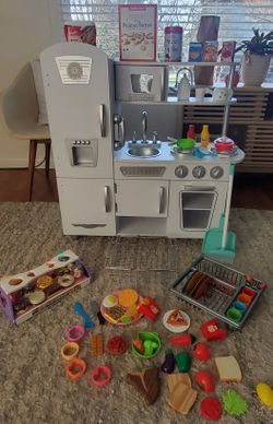 Cute Kitchen In White
