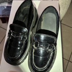 Black Shoes For Sale Uses.But In Good Condition For $12.00