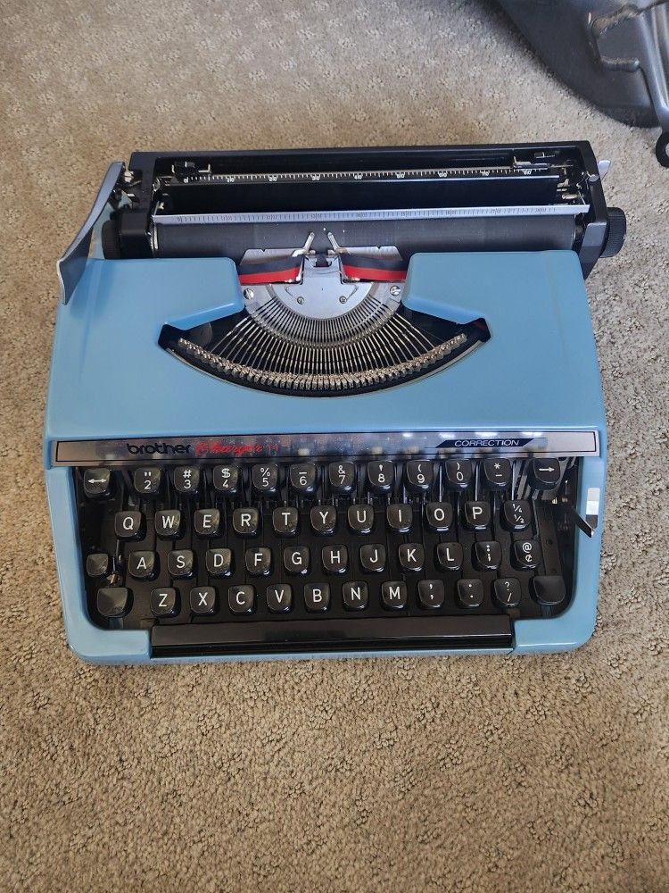 Vintage Brother Charger 11 Portable Typewriter