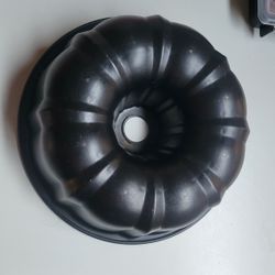 Bundt Pan
