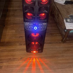 Karaoke Machine/bluetooth