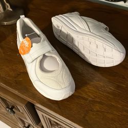 Easy Spirit. Anti Gravity Shoes