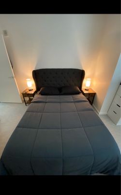Selling barely used 12” Medium Firm Queen Size Mattress