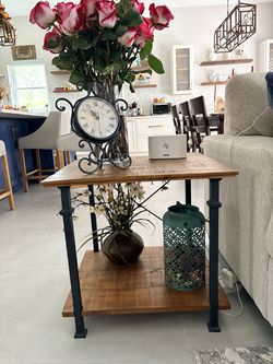 Console Table with 2 End tables