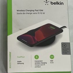 Belkin Quick Charge Wireless Charging Pad - 10W Qi-Certified Charger Pad for Apple iPhone, Samsung Galaxy, Pixel, Airpods Pro & More, Charge While Lis