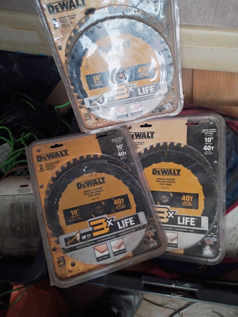 Three Unopened Packs Of The DeWalt Blades Six Of Them Total 40 Teeth Blades