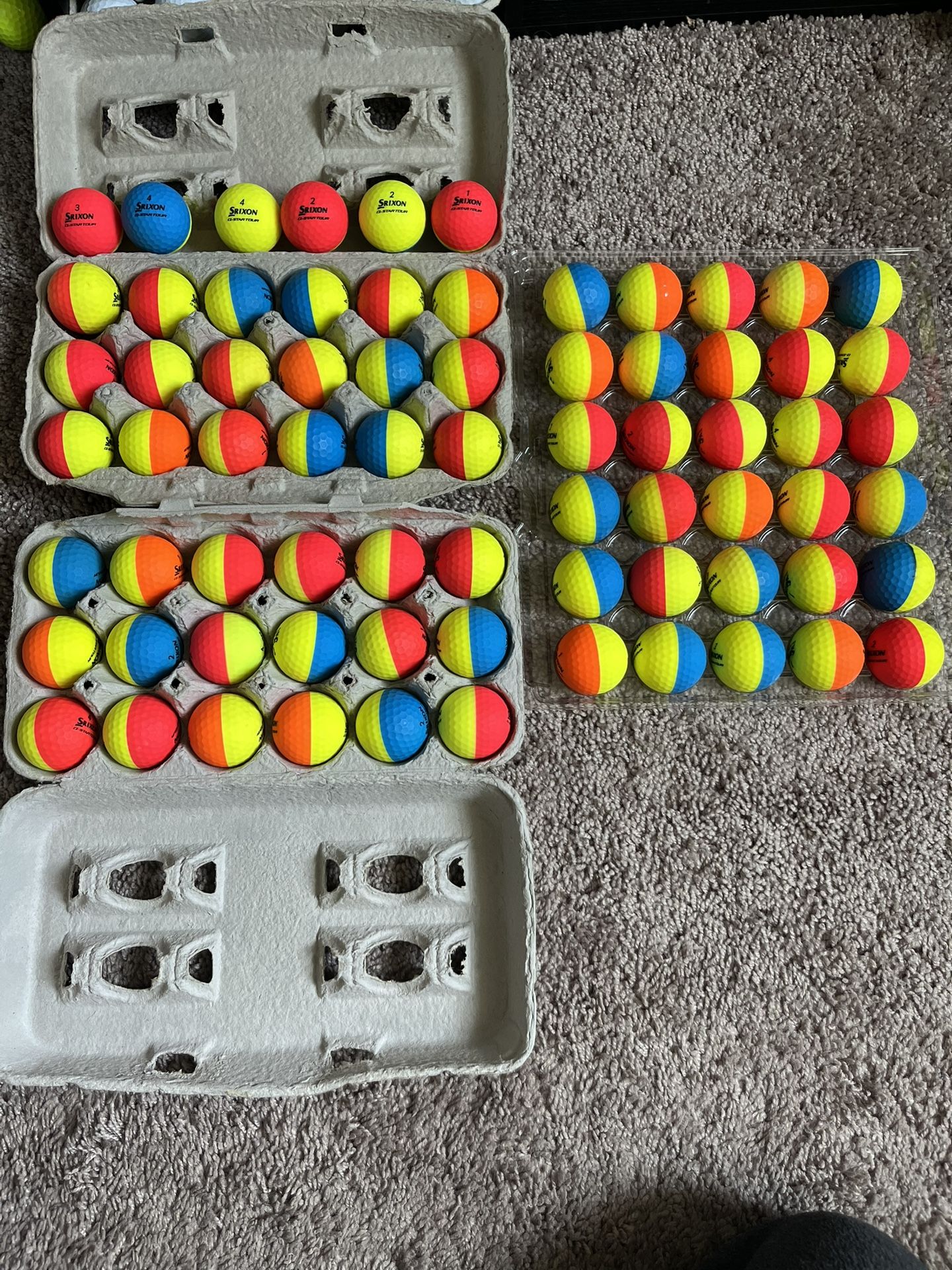 76 Srixon Q Star Tour Divide Golf Balls