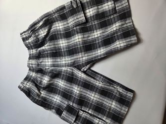 Plaid black and white Shaka shorts  size small youth